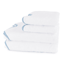 Classic Amelia Scalloped Bath Towels Bundle