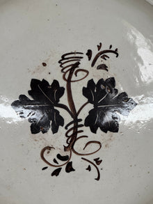 Grouping of 5 19th century plates from Puglia, Italy