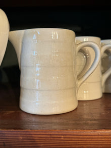 Belgian Smallest Pitcher