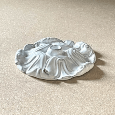 Pivoine Taper Thin Candle Holder